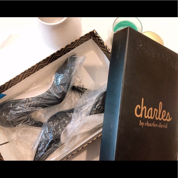 BLACK NETTED PUMPS - Picture 8 of 8